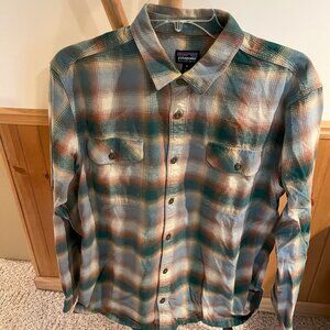 Patagonia midweight Fjord Flannel - XL